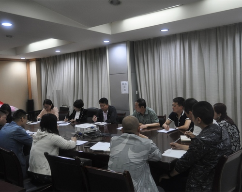 路橋分公司認(rèn)真?zhèn)鬟_(dá)集團兩個會議精神