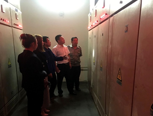 大秦置業(yè)公司:再緊神南華府小區(qū)物業(yè)管理“安全閥”