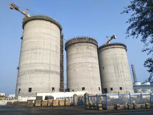 陜煤建設(shè)韓城分公司紅柳林2號(hào)產(chǎn)品倉滑模施工順利完成