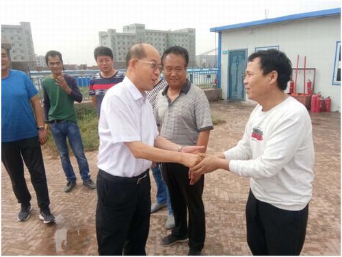 陜煤建設(shè)掘進(jìn)公司：曹家灘項(xiàng)目部喜迎甲方防暑慰問(wèn)組