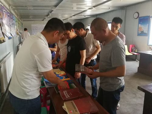 陜煤建設(shè)掘進(jìn)公司:紅柳林項(xiàng)目部“雙承諾”形式靈活多樣