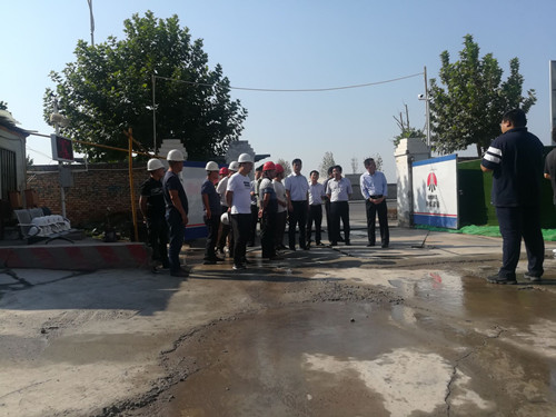 陜煤建設(shè)天工公司清源小區(qū)項(xiàng)目迎來蒲城縣縣長一行檢查