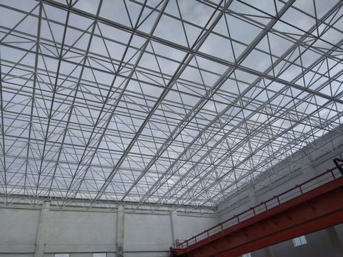 陜煤建設韓城分公司土建十項目部小保當選煤廠最終篩分車間工程屋面網架順利安裝完畢