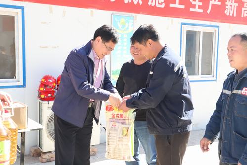 司正林深入礦建二公司車村項目部、天工瑞能項目部走訪慰問