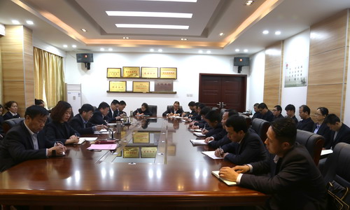 陜煤建設(shè)銅川公司學(xué)習(xí)宣傳貫徹習(xí)近平總書記重要講話暨中國工會十七大精神