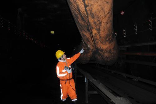 不忘初心不斷奮斗 在“掘進(jìn)鐵軍”道路上不斷前行