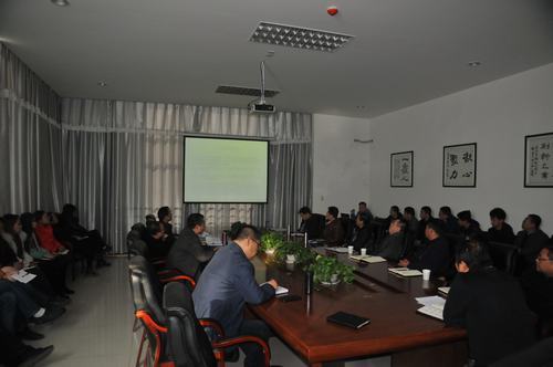 陜煤建設(shè)掘進公司:多種形式學(xué)習(xí)《習(xí)近平新時代中國特色社會主義思想三十講》