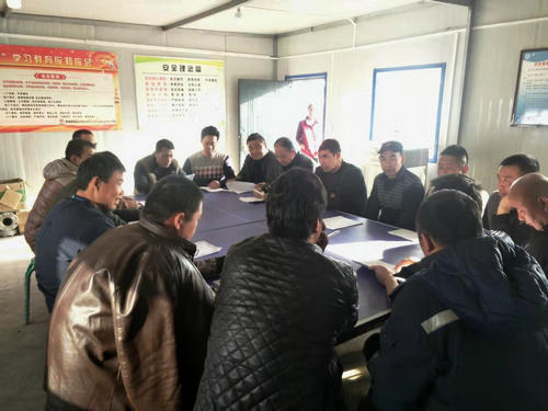 陜煤建設(shè)洗選煤運(yùn)營(yíng)公司小保當(dāng)運(yùn)營(yíng)項(xiàng)目部開(kāi)展“學(xué)雷鋒，做先鋒”系列活動(dòng)