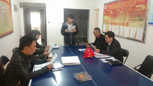 陜煤建設(shè)銅煤公司開展專項(xiàng)承諾活動(dòng)推動(dòng)百日會(huì)戰(zhàn)暨勞動(dòng)競賽深入開展