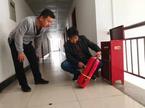 陜煤建設(shè)銅煤公司開展消防安全大檢查專項行動為百日會戰(zhàn)護航