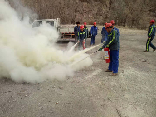 陜煤建設(shè)機電安裝公司：消防大檢查，我們在行動