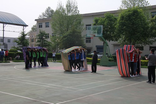 陜煤建設銅煤公司開展“慶五一、迎五四”趣味運動會