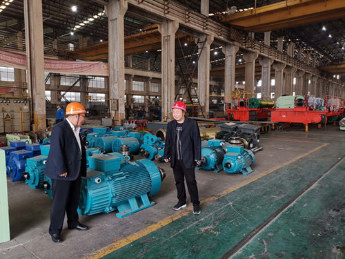 陜煤建設(shè)物資公司與山東起重機廠有限公司簽訂戰(zhàn)略合作