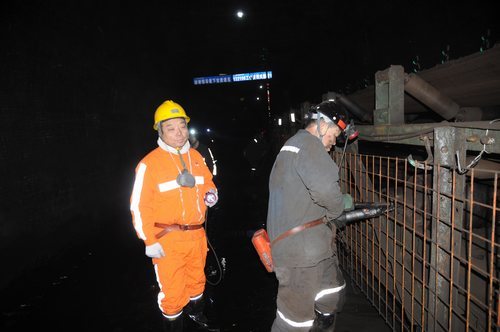 陜煤建設掘進公司：千帆竟發(fā)齊發(fā)力 單日進尺再新高