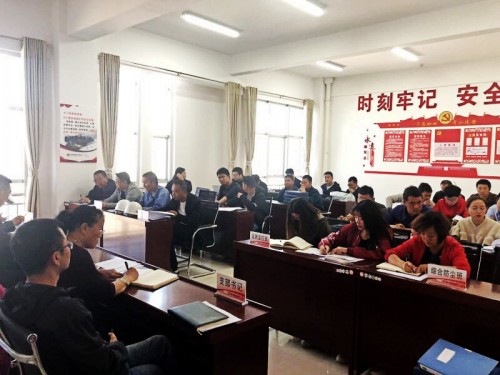 陜煤建設(shè)澄合分公司第十二項目部承建的曹家灘六個單體順利通過竣工驗收