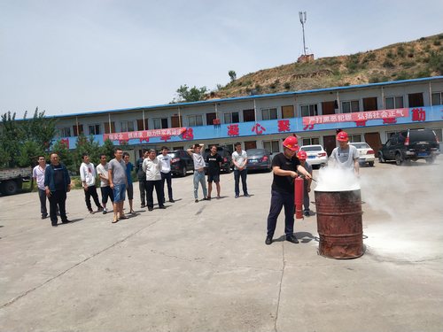 陜煤建設(shè)掘進(jìn)公司:模擬真實(shí)災(zāi)害提升應(yīng)急反應(yīng)