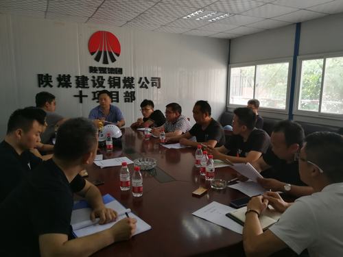 陜煤建設(shè)銅煤公司第十項(xiàng)目部承建的天籟小區(qū)1#、5#樓及地下車(chē)庫(kù)順利通過(guò)基礎(chǔ)驗(yàn)收