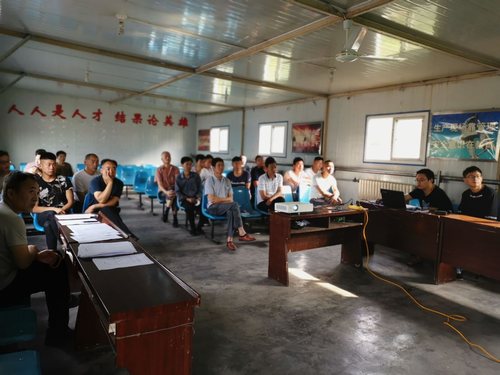 陜煤建設掘進公司:學規(guī)程 背規(guī)程 用規(guī)程 規(guī)范行為保安全