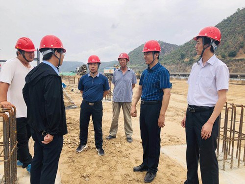 轉(zhuǎn)變作風(fēng)求實效，現(xiàn)場督戰(zhàn)解難題