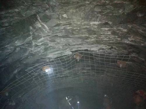 陜煤建設(shè)礦建二公司小保當(dāng)三盤(pán)區(qū)外水倉(cāng)與盤(pán)區(qū)水泵房貫通