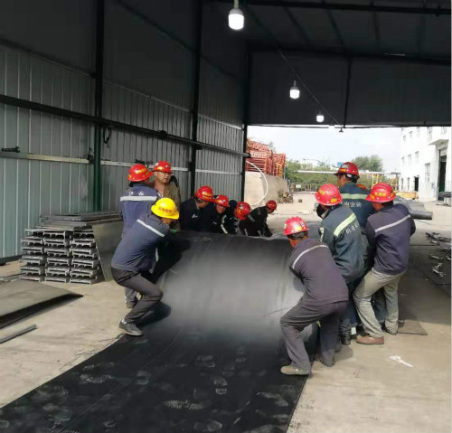 陜煤建設(shè)機(jī)電安裝公司：7天更換5800米輸送帶