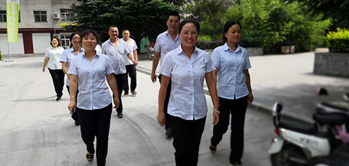 活力健步走  幸福伴我行