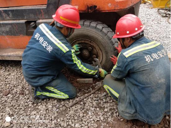 陜煤建設(shè)機(jī)電安裝公司:“五個(gè)強(qiáng)化”抓好汛期安全生產(chǎn)