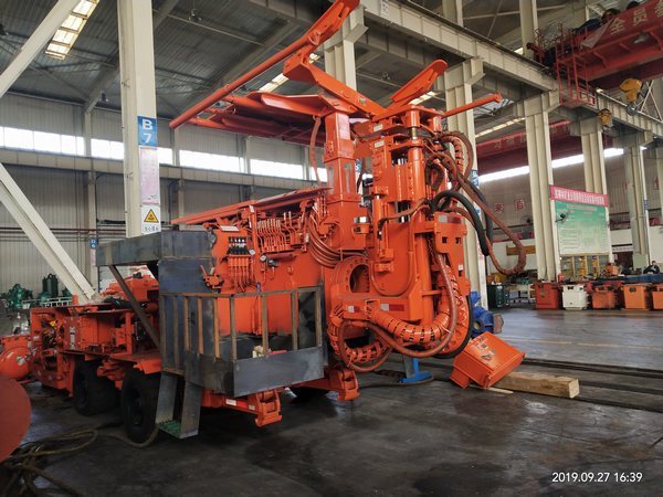 陜煤建設(shè)掘進(jìn)公司：“一機(jī)雙巷”為掘進(jìn)鐵軍再添新動能