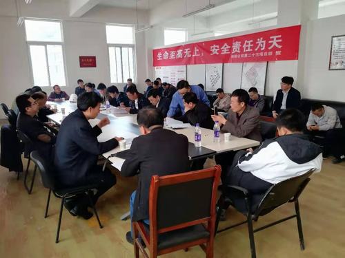 銅煤一、二號住宅小區(qū)最后一棟住宅樓順利通過竣工驗收！