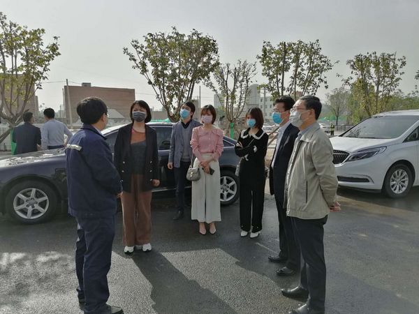 省國(guó)資委鄭玲、陜煤集團(tuán)副總經(jīng)理尚建選、陜煤研究院副院長(zhǎng)王蘇健一行蒞臨陜煤研究院項(xiàng)目檢查指導(dǎo)工作