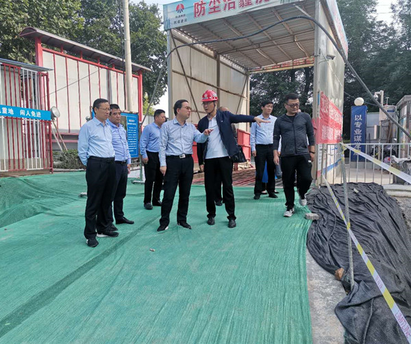 咸陽市人大常委會王滿院副主任蒞臨智慧泊車住建局南廣場地下立體車庫項(xiàng)目調(diào)研