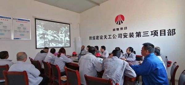 陜煤建設(shè)天工公司安裝三部開展“學雷鋒英雄事跡，踐行雷鋒精神活動”