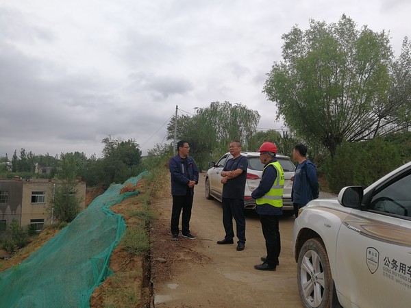 榆林市規(guī)劃局領(lǐng)導蒞臨科創(chuàng)新城項目調(diào)研指導工作