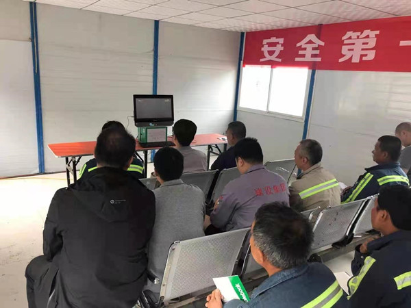 陜煤建設(shè)機(jī)電安裝公司關(guān)中黨支部開展主題黨日活動(dòng)