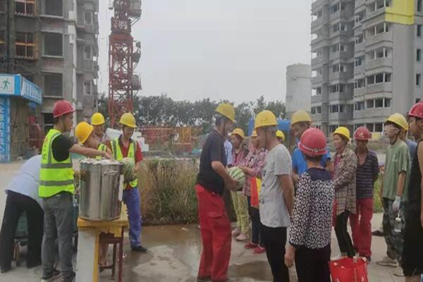 陜煤建設咸陽分公司第五項目部多舉措開展防暑工作