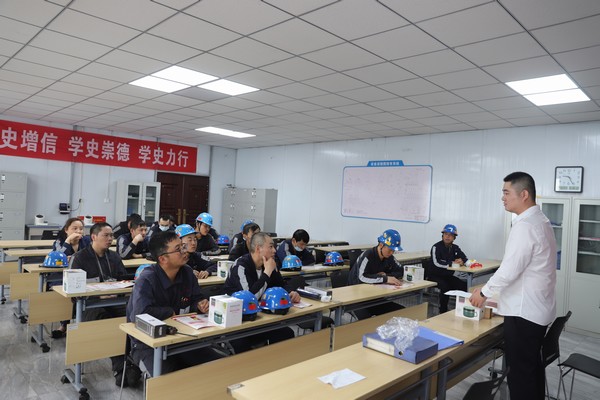 陜煤建設(shè)洗選煤運(yùn)營(yíng)公司第三項(xiàng)目部：“三部曲”奏響“迎十一·保安全”交響樂(lè)