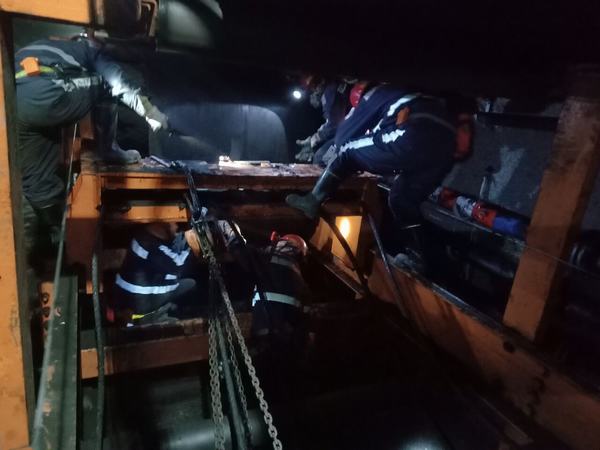 陜煤建設(shè)韓城分公司“青年突擊隊”攻堅克難奏響檢修奮進(jìn)曲