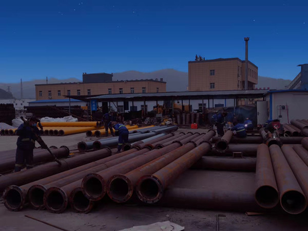 陜煤建設(shè)咸陽分公司安裝項目部：加班加點趕工期，齊心協(xié)力搶進(jìn)度