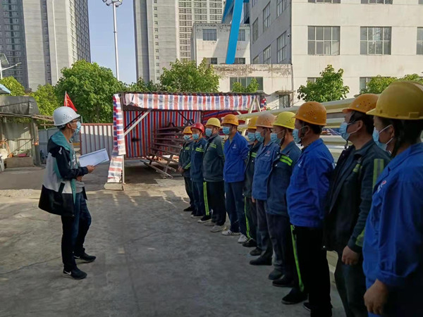 陜煤建設機電安裝公司：勞動節(jié)為勞動人點贊