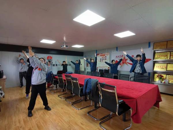 陜煤建設(shè)韓城分公司土建九項(xiàng)目部開展“爭(zhēng)做時(shí)代新青年”主題團(tuán)日活動(dòng)