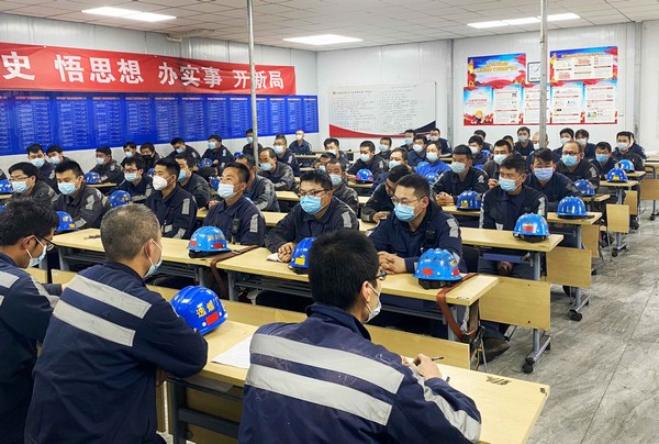 陜煤建設(shè)洗選煤運營公司紅柳林洗煤廠項目部：應(yīng)戰(zhàn)酷夏，防暑降溫有“涼”策