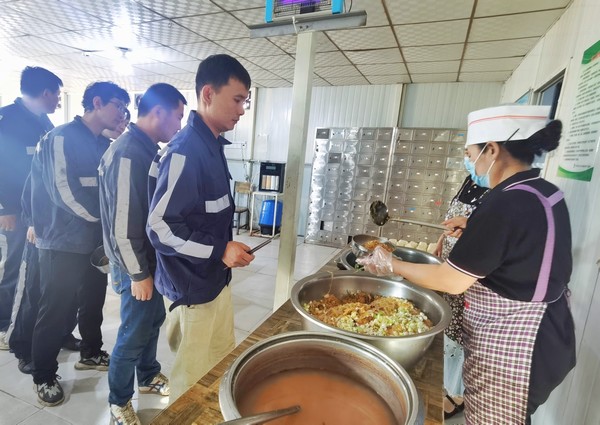 陜煤建設(shè)洗選煤運營公司紅柳林洗煤廠項目部：吃、住、行著手，把實事辦到員工心坎里