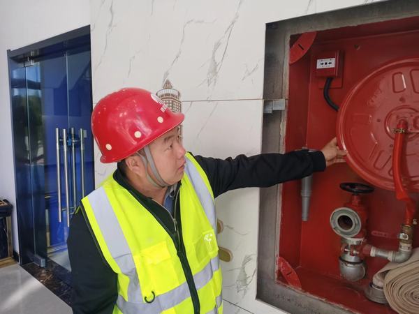 把青春的力量融入工作繪一幅精彩追夢圖