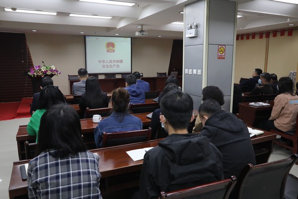 陜煤建設(shè)路橋分公司：青工“啄木鳥”，安全我來守