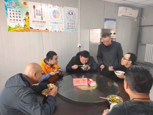 陜煤建設(shè)澄合分公司制止餐飲浪費(fèi)行動“一刻不?！?></div>
                                <div   id=