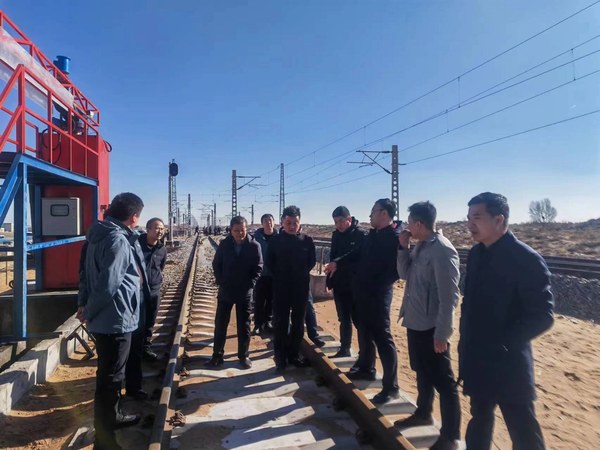 陜煤建設路橋分公司靖神鐵路孟紅聯(lián)絡線孟家灣至高家伙場段順利通過初步驗收