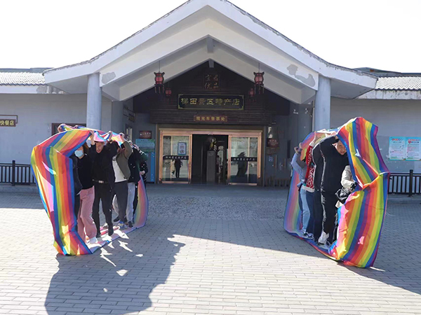 陜煤建設(shè)機電安裝公司多彩活動慶“三八”