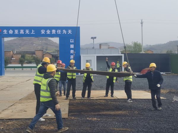 陜煤建設(shè)天工公司土建第一項(xiàng)目部承建的漢陰縣實(shí)驗(yàn)中學(xué)二期建設(shè)工程項(xiàng)目現(xiàn)場(chǎng)啟動(dòng)儀式正當(dāng)時(shí)