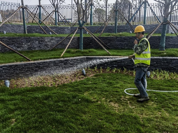 陜煤建設(shè)綠宇公司：人勤春來(lái)早，添綠正當(dāng)時(shí)