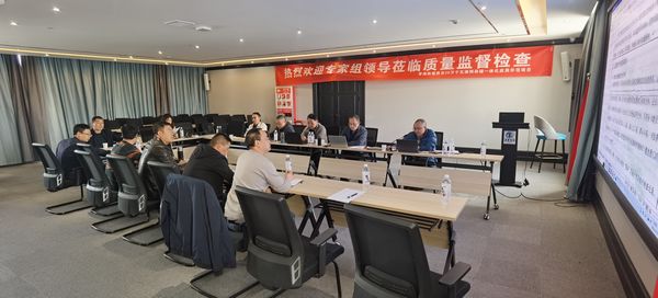 陜煤建設(shè)天工公司承建的青海西臺(tái)20萬(wàn)千瓦源網(wǎng)荷儲(chǔ)能項(xiàng)目一期10萬(wàn)千瓦光儲(chǔ)工程基礎(chǔ)驗(yàn)收工作順利通過(guò)